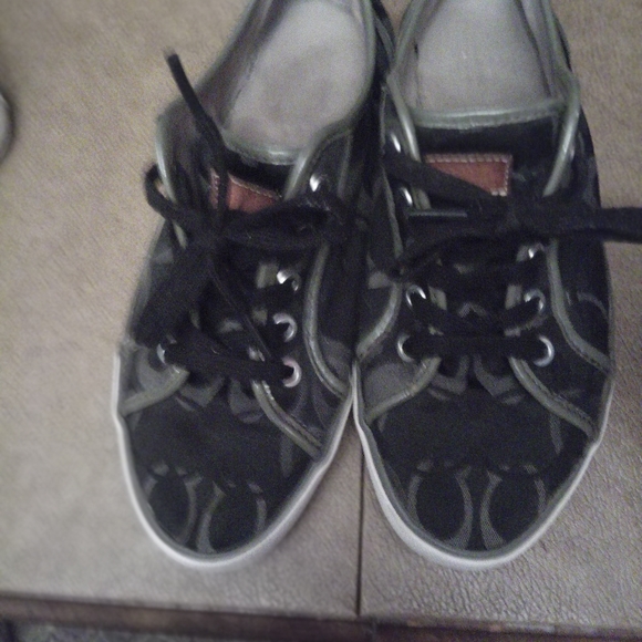 Coach shoes - Picture 3 of 6